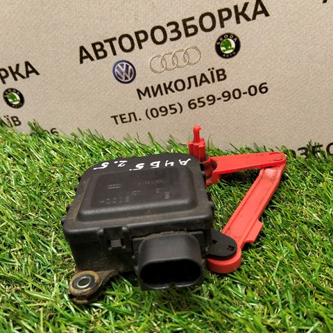 Привод заслонки печки 8D1820511B VAG