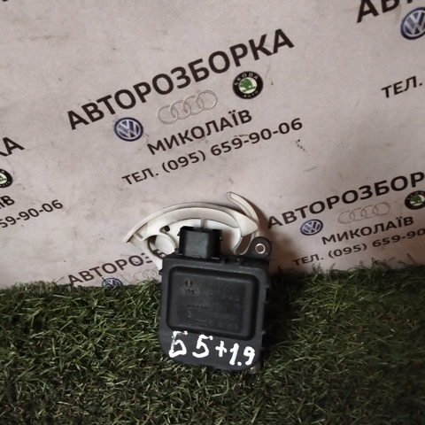 8D1820511E VAG Мотор заслонки рециркуляции воздуха купить в Ирпень