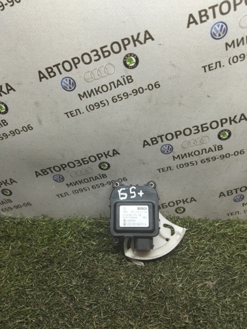 Мотор заслонки рециркуляции воздуха 8D1820511G VAG