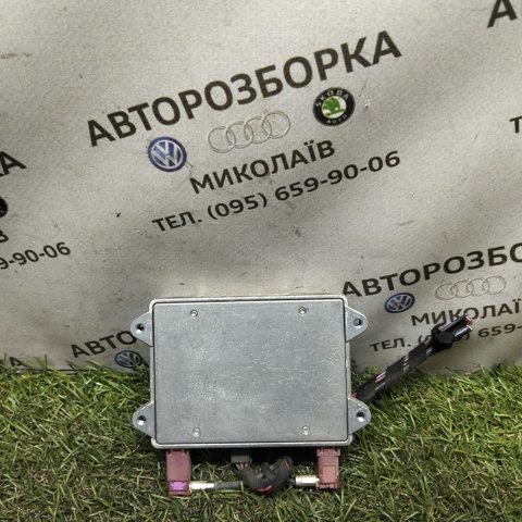8E0035456A Усилитель сигнала антенны купить Киев