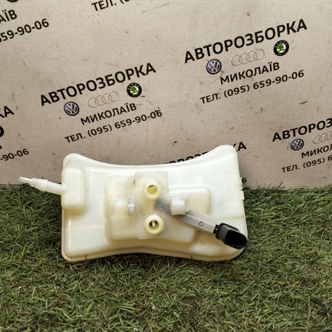 8E0611301G VAG Бачок главного тормозного цилиндра (тормозной жидкости) купить в Ирпень