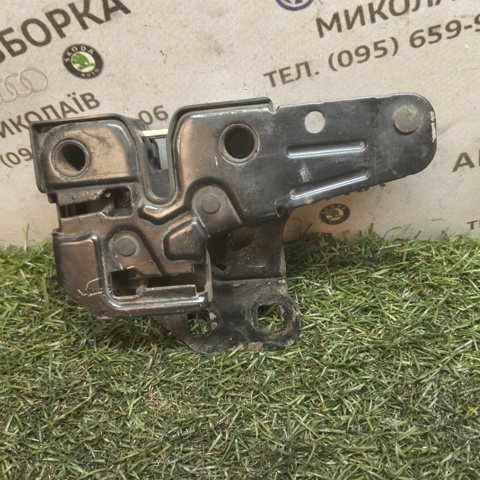 8E0823509C Замок капота купить Хмельницкий