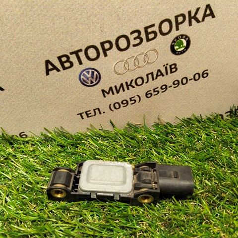8E0959643 Датчик удара купить Тернополь