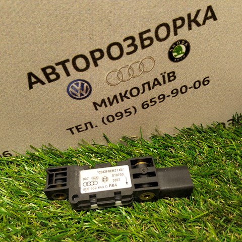 VAG 8E0959643D Датчик удара в наличии Львов