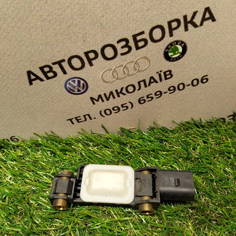 8E0959643E VAG Датчик удара купить в Черновцы