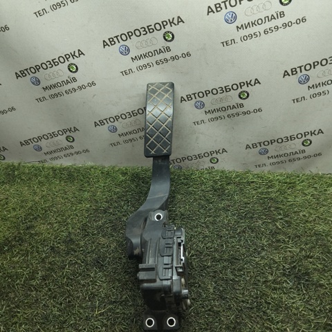 VAG 8E1721523A Педаль газа (акселератора) в наличии Полтава