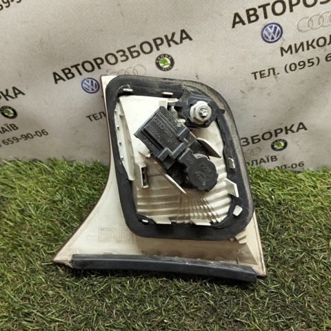 VAG 8E5945093A Фонарь задний левый внутренний в наличии Ужгород