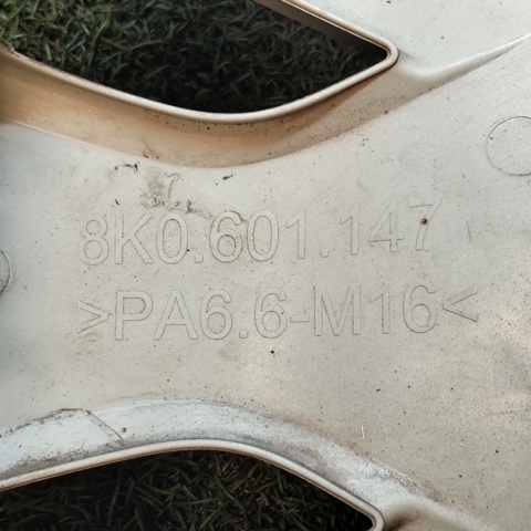 VAG 8K0601147 Колпаки в наличии Хмельницкий