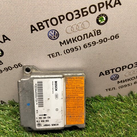 Модуль-процессор управления подушкой безопасности (ЭБУ AIRBAG) 8L0959655 VAG
