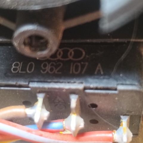 VAG 8L1837019 в наличии Кривой Рог