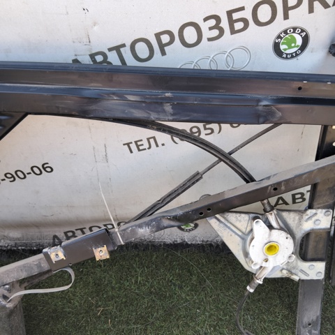 VAG 8L3837753A в наличии Львов