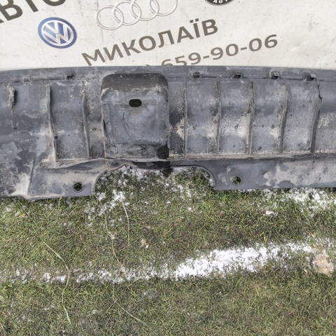 8R0807081A Накладка передней панели (суппорта радиатора) верхняя купить Одесса