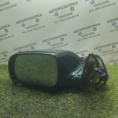 VAG 8R1857409L01C Левое боковое зеркало в наличии Ровно