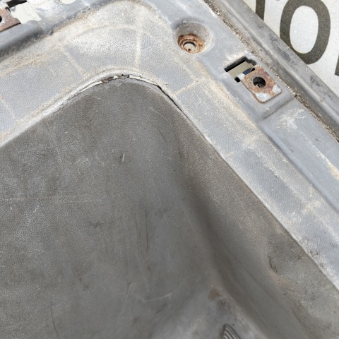A9066860010 MERCEDES Подножка левая купить в Ирпень
