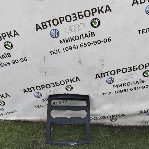 Облицовка приборов управления "торпедо" A9066800017 VAG