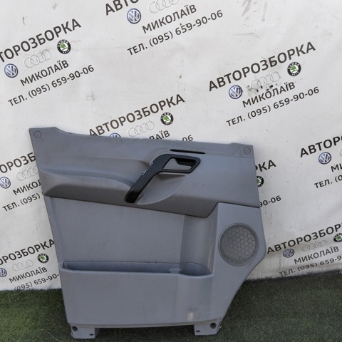 Обшивка-облицовка передней двери, левой, внутренняя A9067270071 VAG