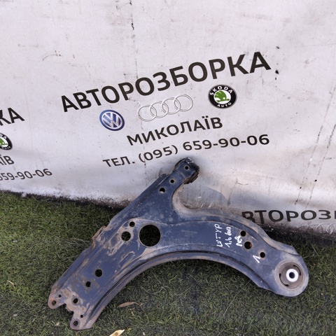 D120081 Рычаг передней подвески нижний левый/правый купить Львов