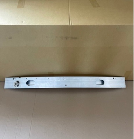 Буфер бампера переднего 51117371990 BMW