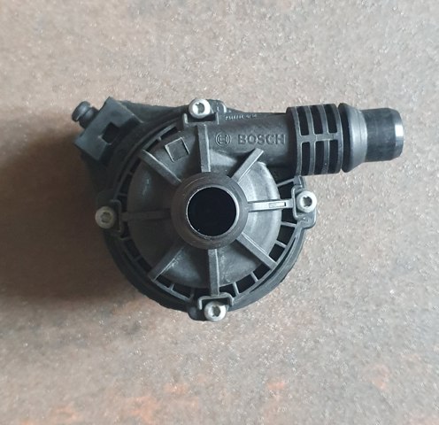 11518671654 BMW Дополнительная помпа купить в Чернигов