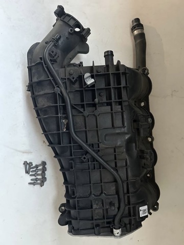 Коллектор впускной 11618603914 BMW