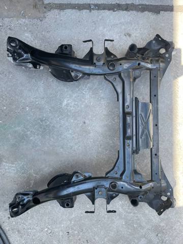 BMW 31106872121 Подрамник передний в наличии Черкассы