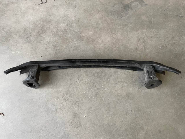 BMW 51127428022 Усилитель бампера заднего в наличии Киев