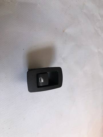 Кнопка подъемника задних стёкол 61319208106 BMW