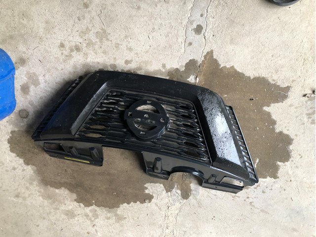 623106FR0A NISSAN Решетка радиатора купить в Николаев