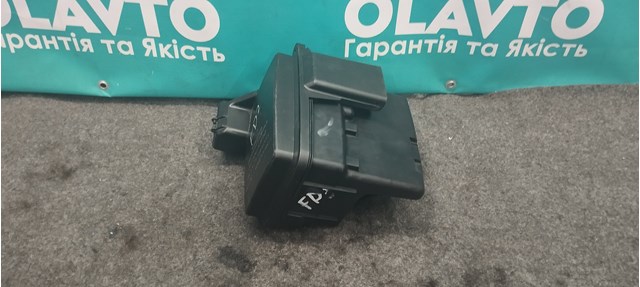 Корпус блока предохранителей 1345662080 Fiat/Alfa/Lancia