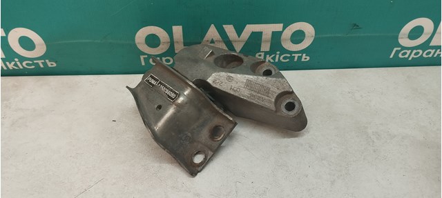 Правая подушка двигателя 1358086080 FIAT