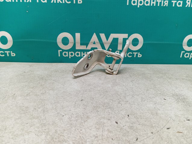 FIAT 1364057080 Петля двери передней левой в наличии Чернигов
