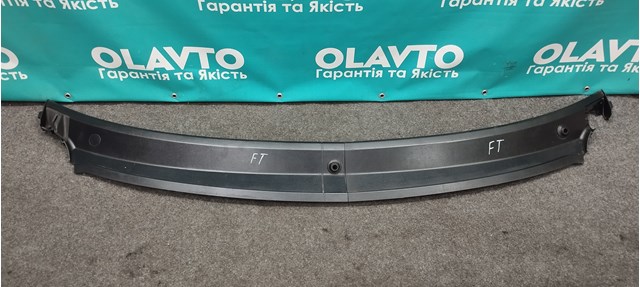 Решетка дворников, правая 1676329 FORD