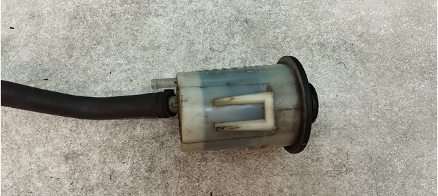 FORD 1684751 Бачок насоса ГУР в наличии Днепр