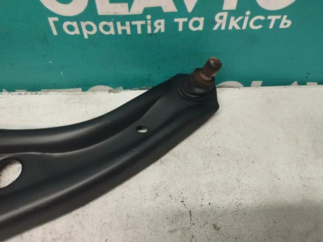 FORD 1751952 Нижний рычаг в наличии Николаев