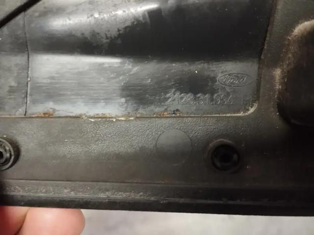FORD 1854154 Накладка стойки кузова внешняя передняя правая в наличии Каменское