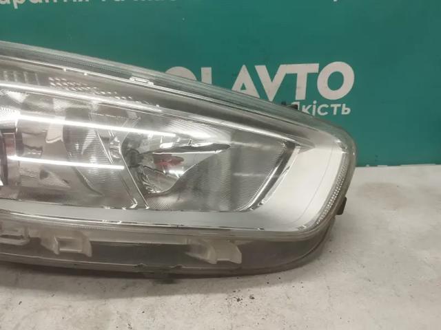 Фара основная правая 1867792 FORD