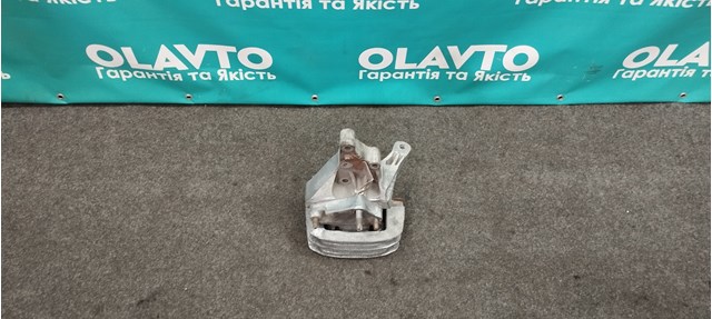 Подушка (опора) двигателя, левая 3C117M124AD FORD