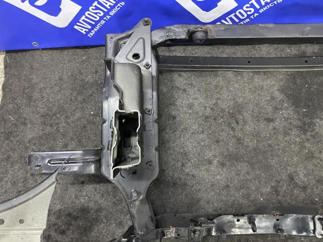 62500BR20A NISSAN Рамка радиатора купить в Ужгород