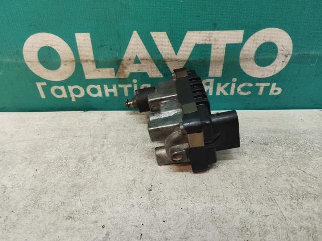 Клапан турбины 6NW009550 VAG