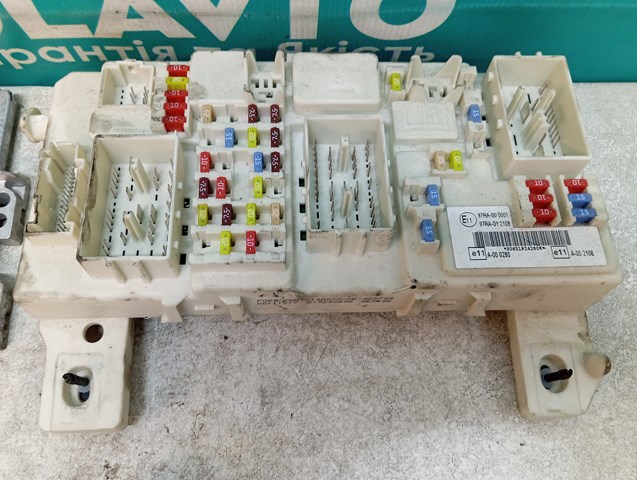 FORD 8M5112A650AYB в наличии Ирпень