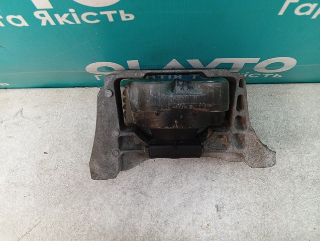 8M516F012SB FORD Подушка (опора) двигателя правая купить в Ровно
