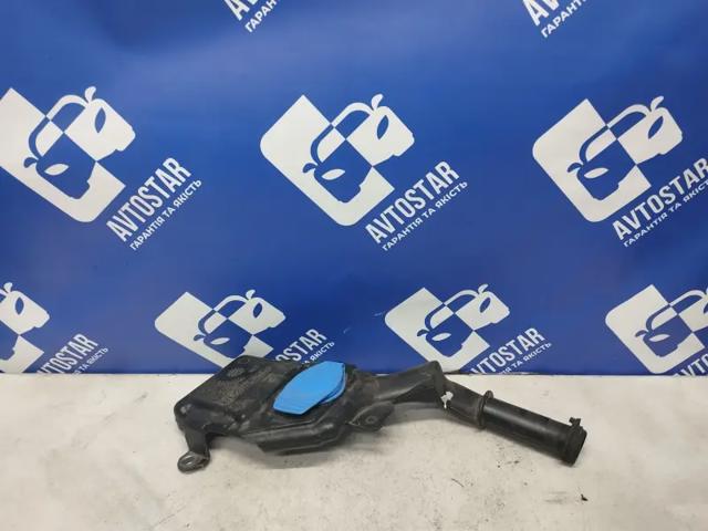Горловина бачка омывателя 8T2955463B VAG