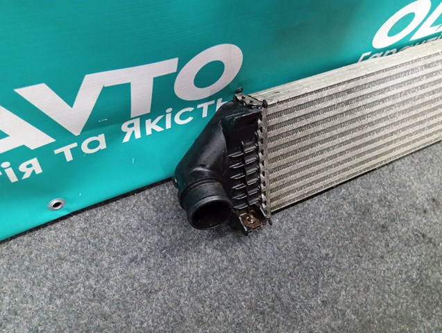 FORD 8V619L440AC Радиатор интеркуллера в наличии Одесса