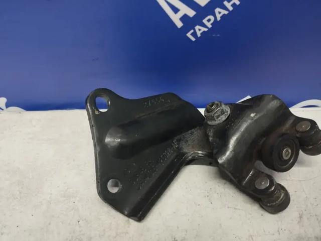YC15V25028AF FORD Ролик двери боковой (сдвижной) правый верхний купить в Сумы