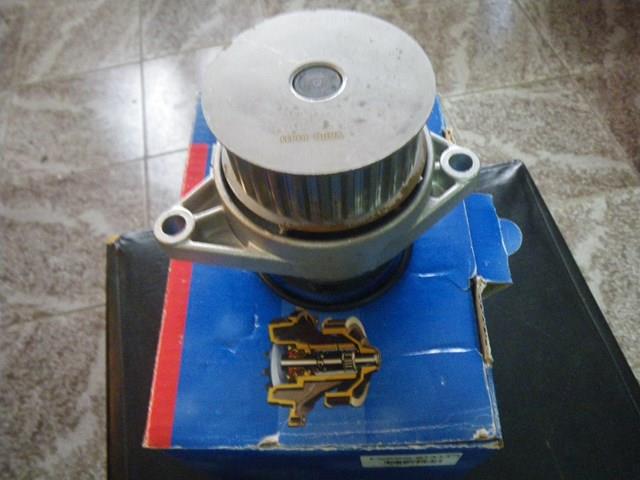 VKPC81411 SKF Помпа купить в Житомир
