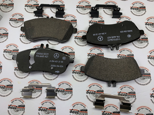 MERCEDES 0004200305 Колодки тормозные передние дисковые в наличии Запорожье