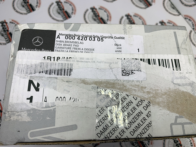 0004200305 MERCEDES Передние тормозные колодки купить в Кривой Рог