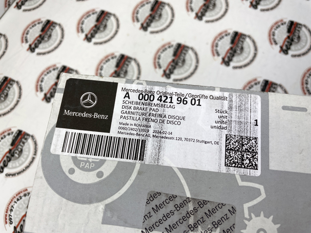 MERCEDES 0004219601 Задние тормозные колодки в наличии Черкассы