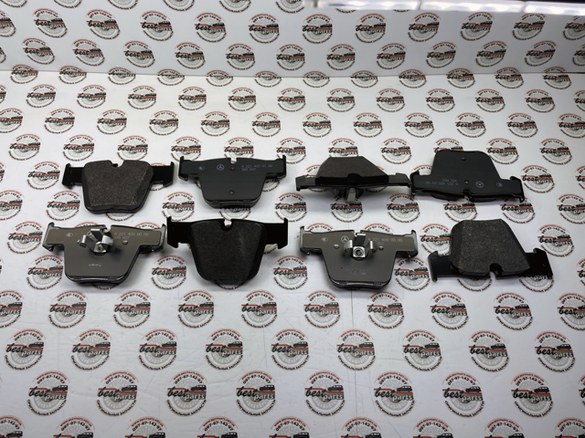 Колодки тормозные передние дисковые 0004219701 MERCEDES