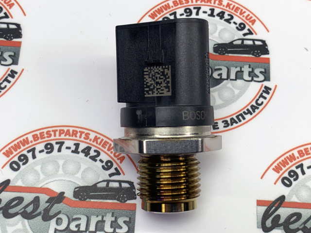 0061536528 MERCEDES Датчик давления топлива купить в Тернополь